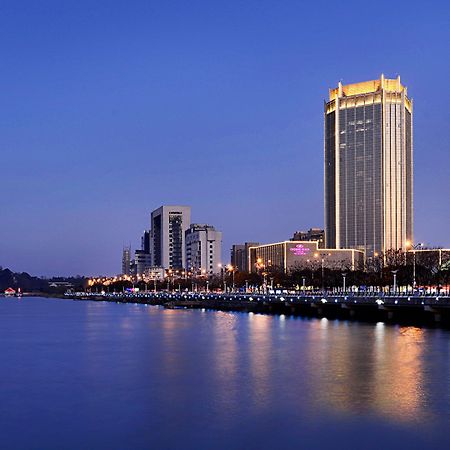 Crowne Plaza Zhenjiang By Ihg Hotel Eksteriør billede