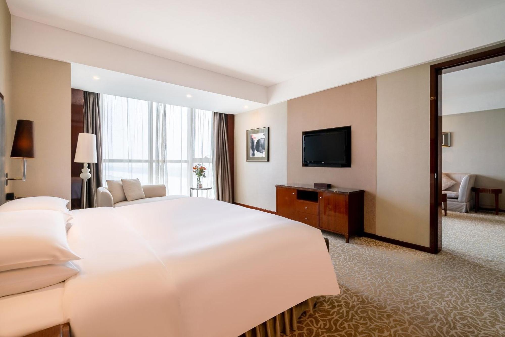Crowne Plaza Zhenjiang By Ihg Hotel Eksteriør billede