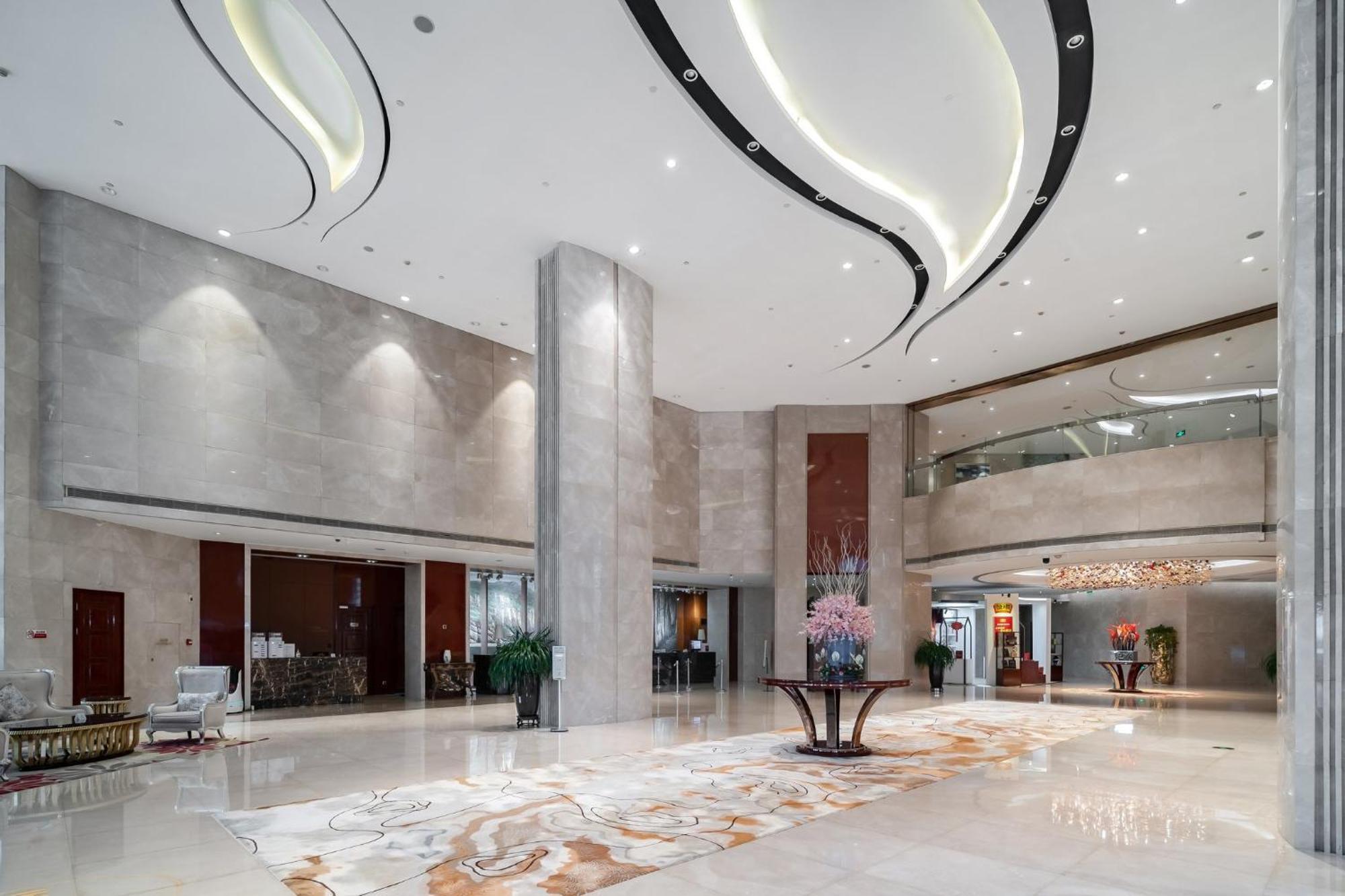 Crowne Plaza Zhenjiang By Ihg Hotel Eksteriør billede