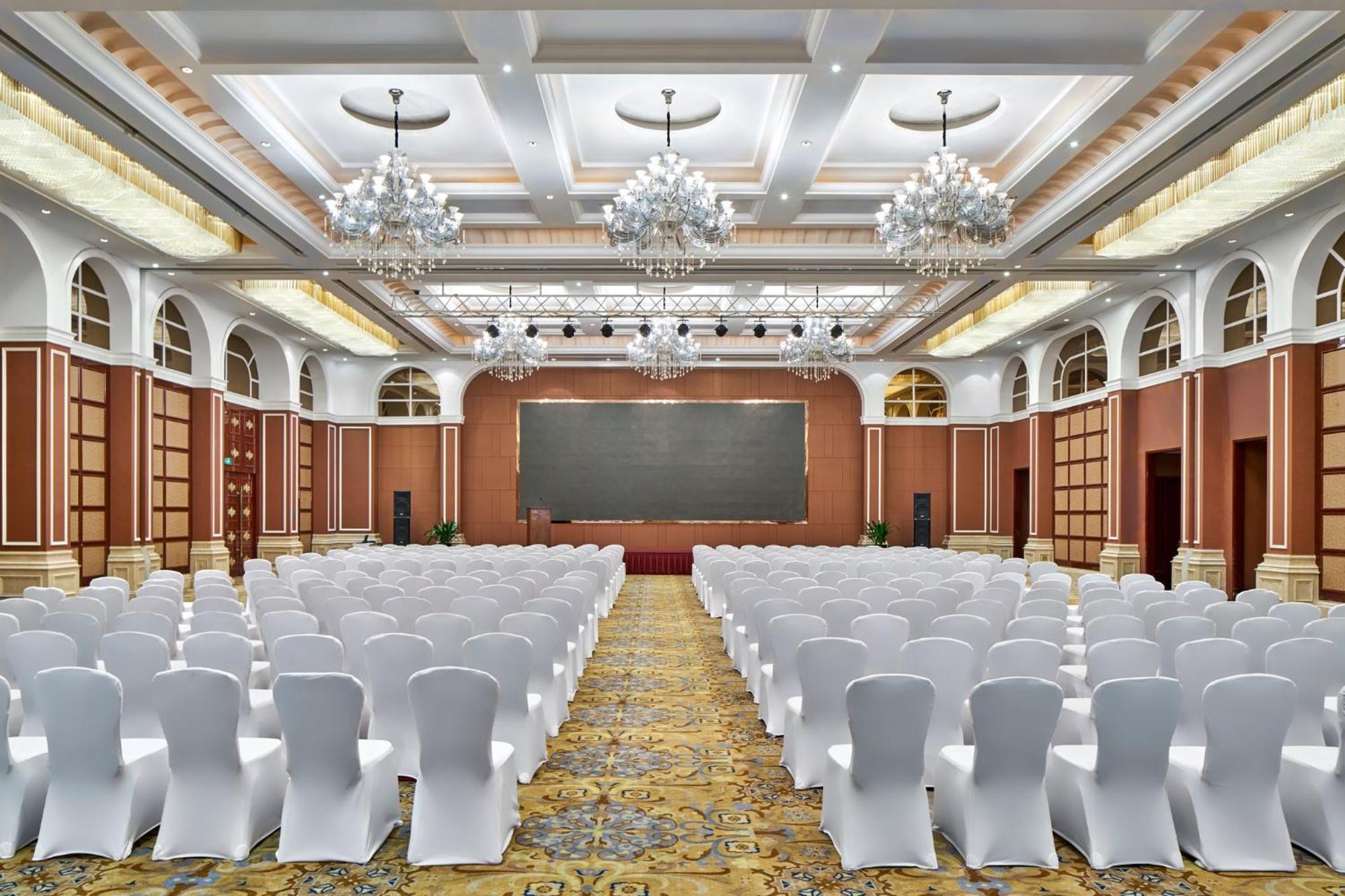 Crowne Plaza Zhenjiang By Ihg Hotel Eksteriør billede