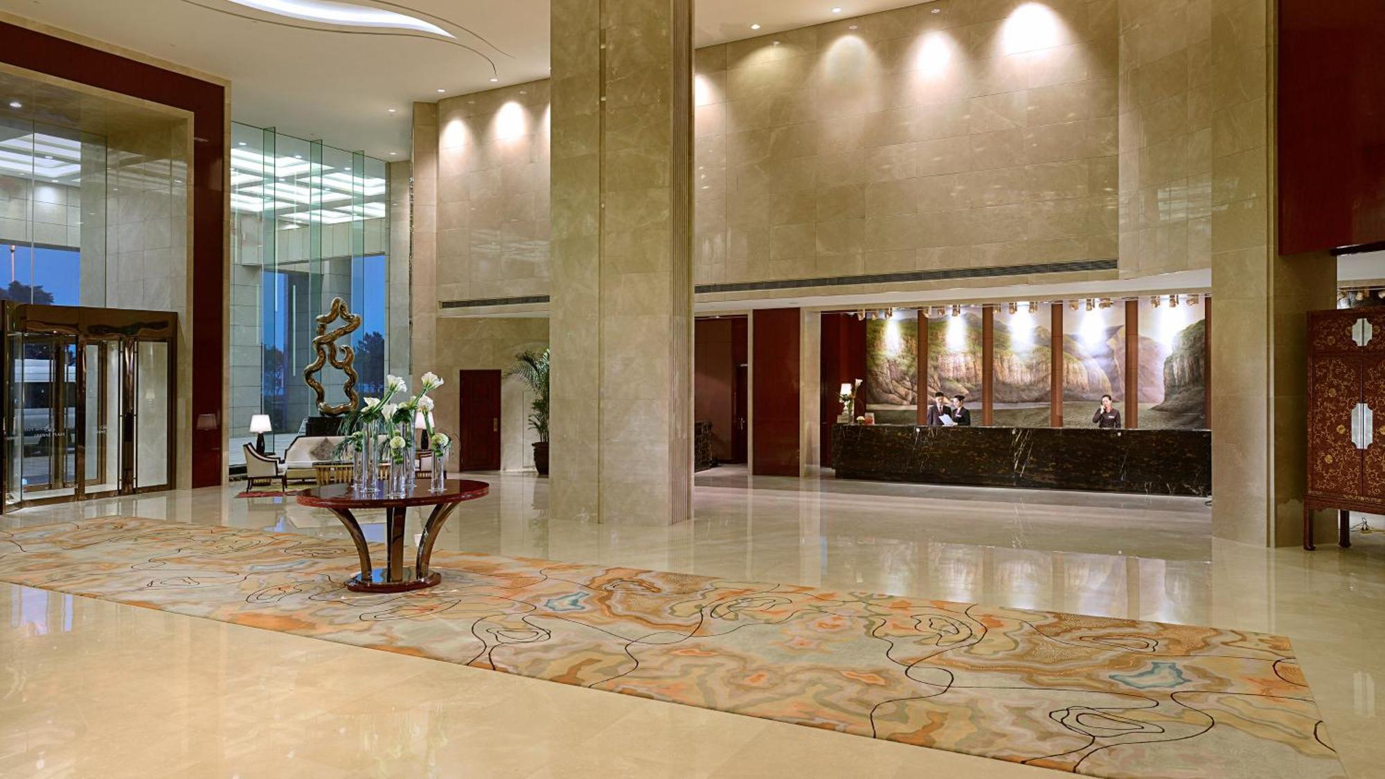 Crowne Plaza Zhenjiang By Ihg Hotel Eksteriør billede